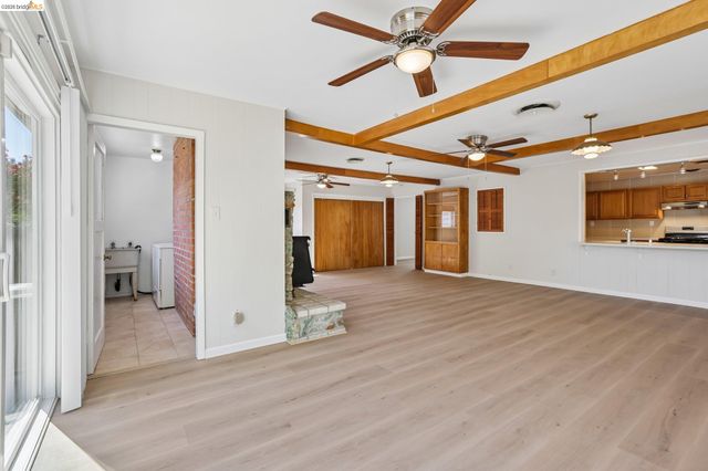 1911 Birch Ave, Antioch, CA 94509