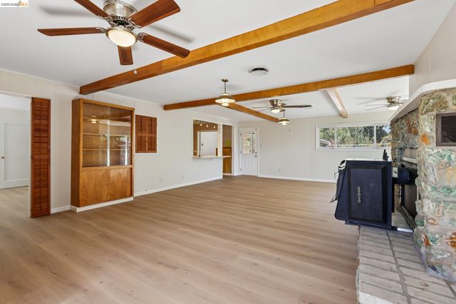 1911 Birch Ave, Antioch, CA 94509