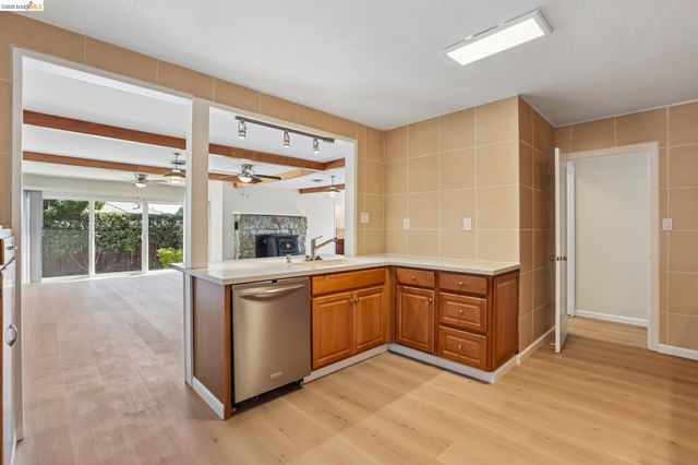 1911 Birch Ave, Antioch, CA 94509
