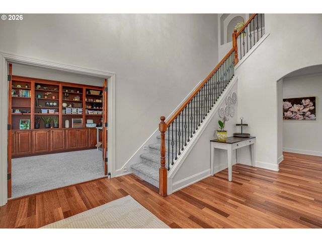11761 Se CATINA Pl, Happy Valley, OR 97086