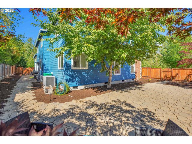 11761 Se CATINA Pl, Happy Valley, OR 97086