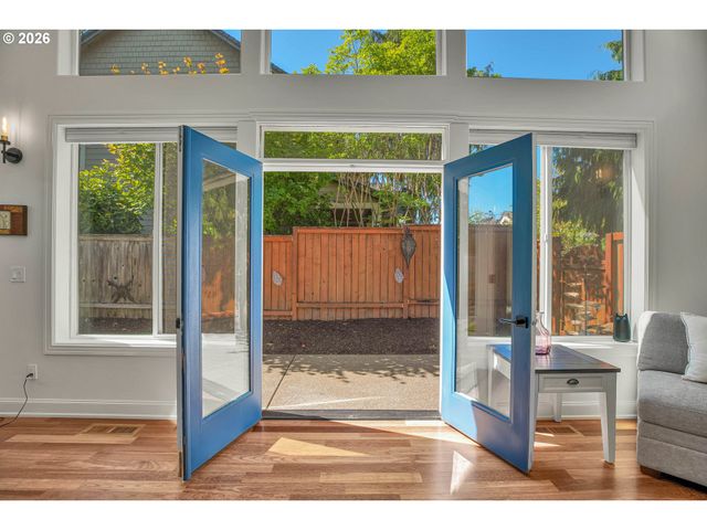 11761 Se CATINA Pl, Happy Valley, OR 97086