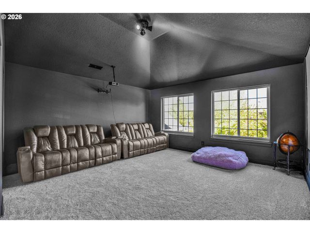 11761 Se CATINA Pl, Happy Valley, OR 97086