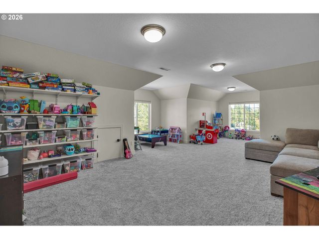 11761 Se CATINA Pl, Happy Valley, OR 97086