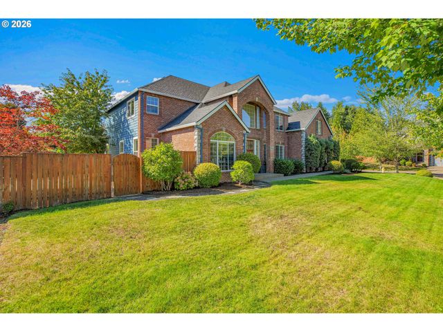 11761 Se CATINA Pl, Happy Valley, OR 97086