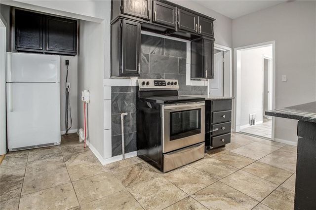 1912 Chelsea Avenue, Kansas City, MO 64127