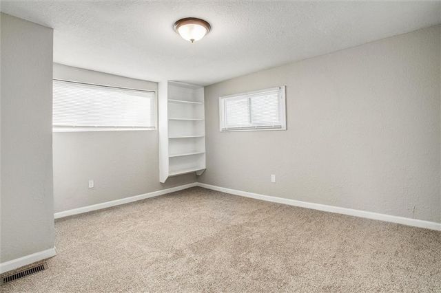 1912 Chelsea Avenue, Kansas City, MO 64127