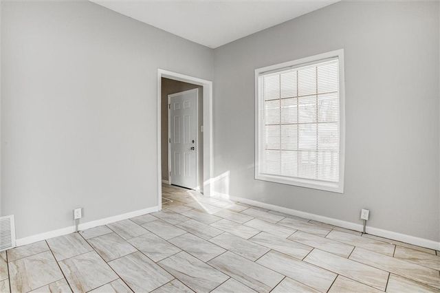 1912 Chelsea Avenue, Kansas City, MO 64127