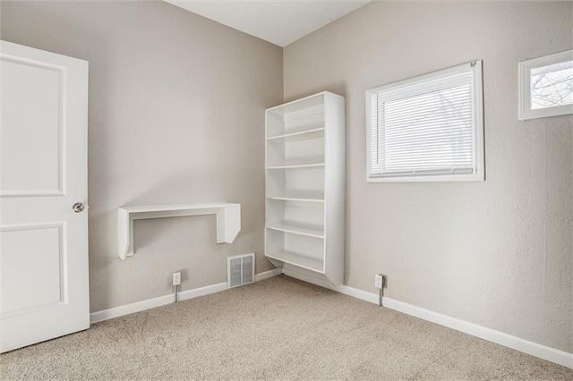 1912 Chelsea Avenue, Kansas City, MO 64127