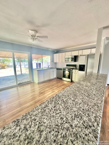 4706 Castle Stream Drive, San Antonio, TX 78218