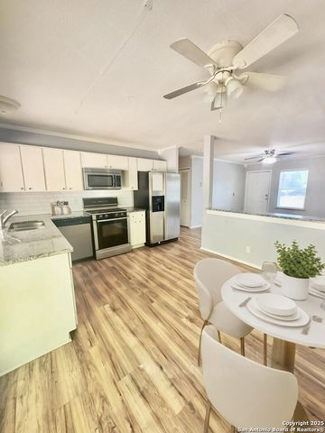 4706 Castle Stream Drive, San Antonio, TX 78218
