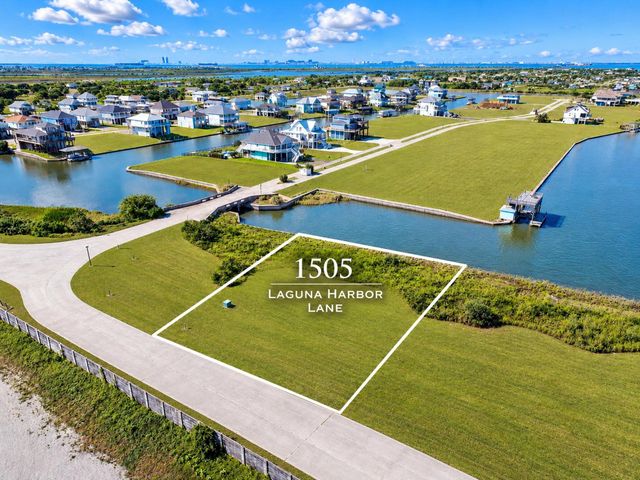 1505 Laguna Harbor Lane, Port Bolivar, TX 77650