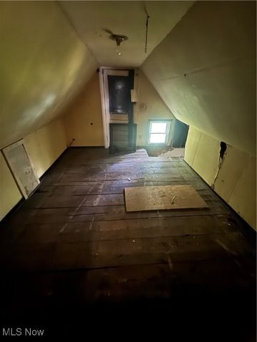 148 Oak Street, Elyria, OH 44035