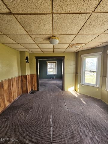 148 Oak Street, Elyria, OH 44035