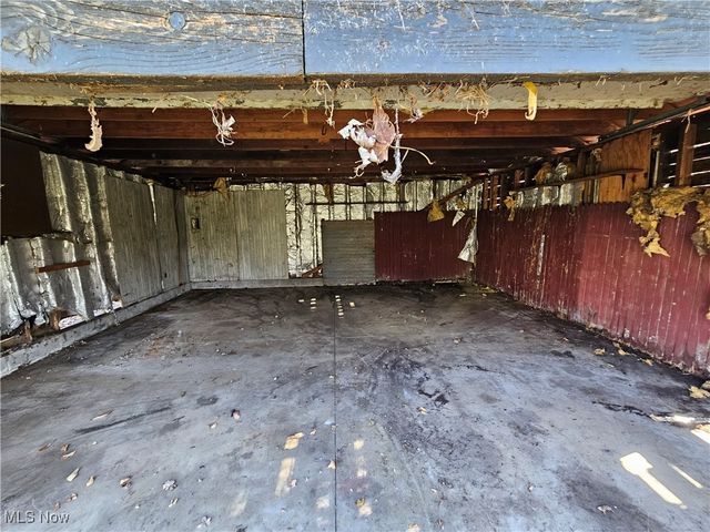 148 Oak Street, Elyria, OH 44035