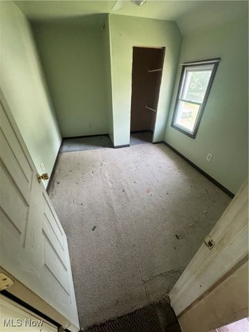 148 Oak Street, Elyria, OH 44035