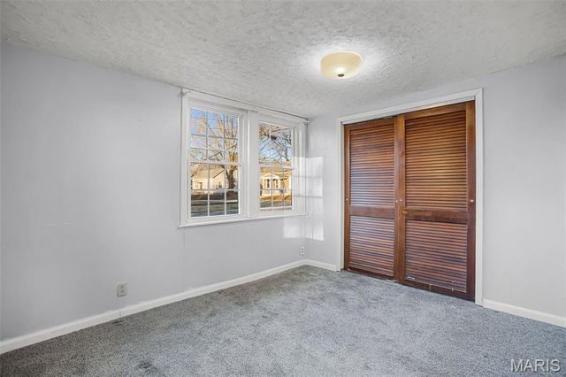 202 Summit Avenue, Glen Carbon, IL 62034