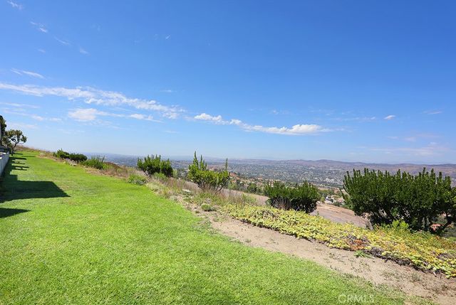 7839 E Viewrim Drive, Anaheim, CA 92808