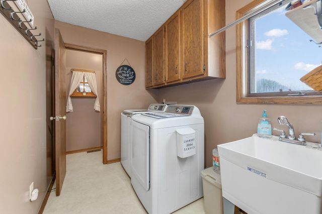 1254 N Osage Rd, Mulvane, KS 67110