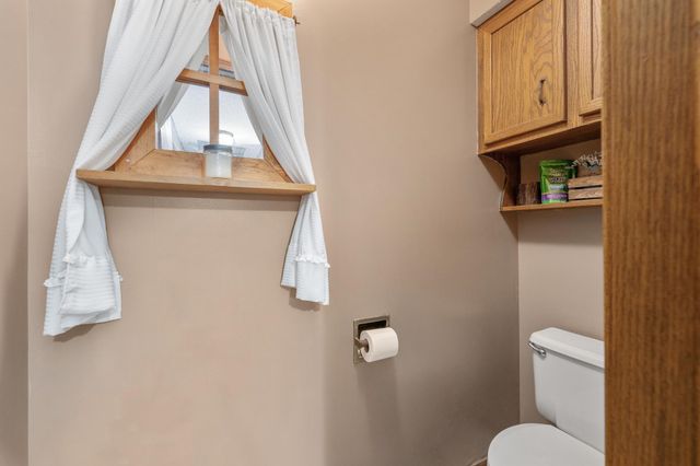 1254 N Osage Rd, Mulvane, KS 67110