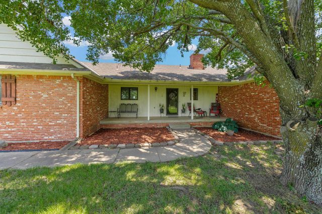 1254 N Osage Rd, Mulvane, KS 67110