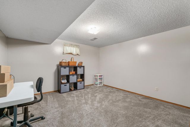 1254 N Osage Rd, Mulvane, KS 67110