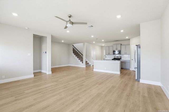 21223 Cobbles Loop, San Antonio, TX 78266