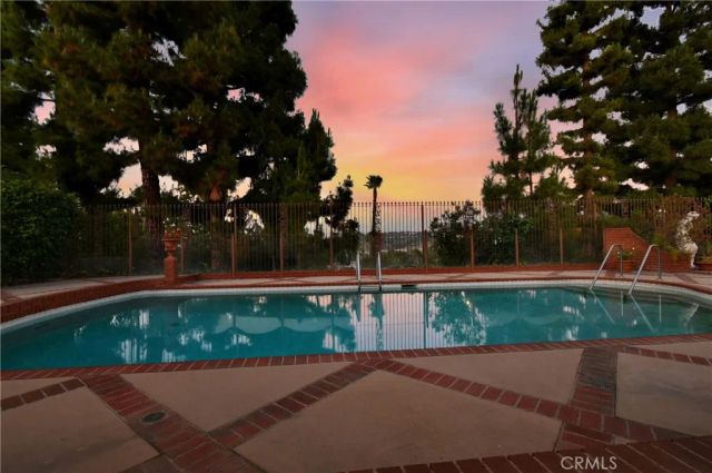 16172 Royal Oak Road, Encino, CA 91436