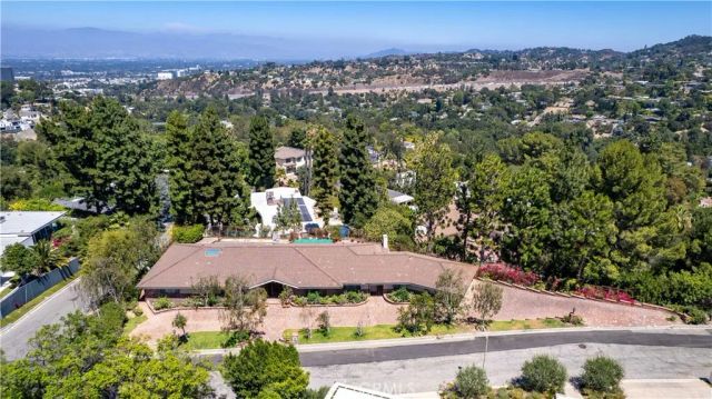 16172 Royal Oak Road, Encino, CA 91436