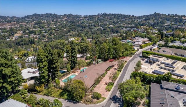 16172 Royal Oak Road, Encino, CA 91436