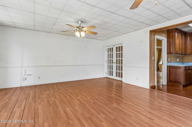 6450 HYDE GROVE Avenue, Jacksonville, FL 32210