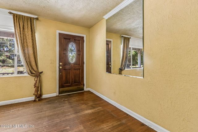 6450 HYDE GROVE Avenue, Jacksonville, FL 32210