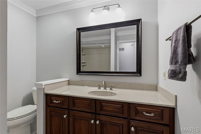 1948 Dovershire Court, Chesterfield, MO 63017