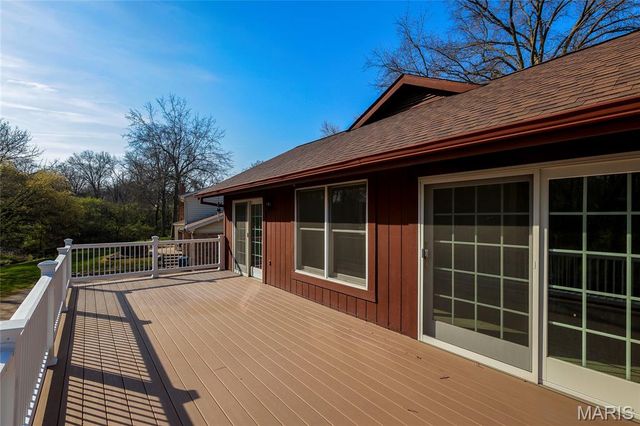 1948 Dovershire Court, Chesterfield, MO 63017