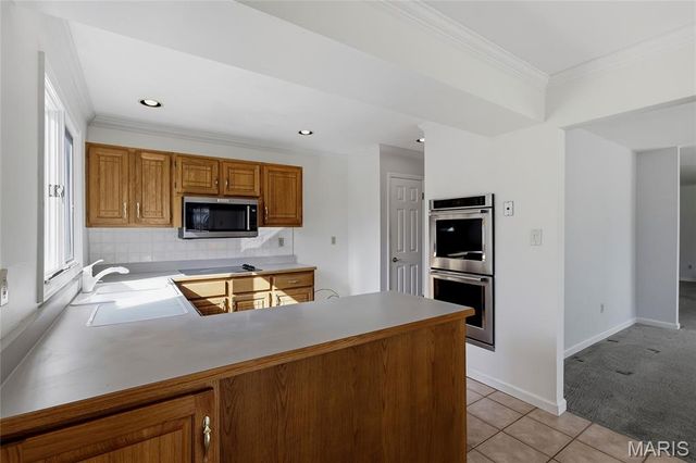 1948 Dovershire Court, Chesterfield, MO 63017