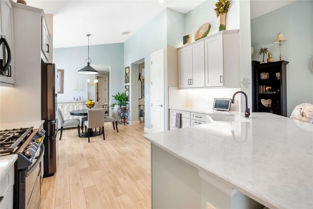 5828 CLAIRWOOD COURT, Palmetto, FL 34221