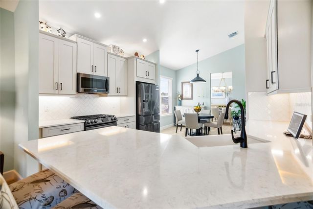 5828 CLAIRWOOD COURT, Palmetto, FL 34221