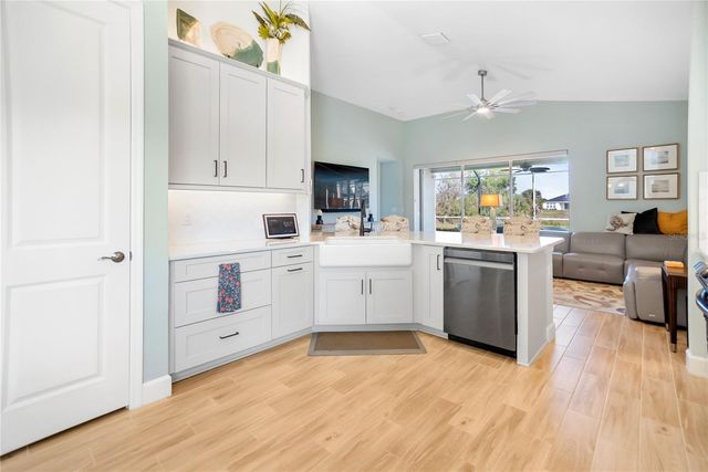 5828 CLAIRWOOD COURT, Palmetto, FL 34221