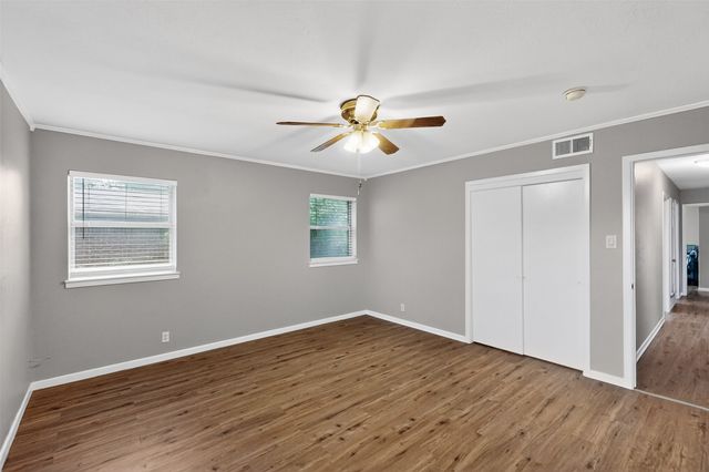 5417 Jane Anne Street, Haltom City, TX 76117