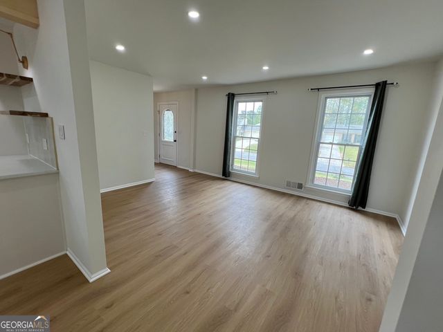 2907 Clearbrook Drive, Marietta, GA 30068