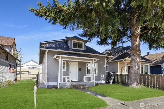 2127 S L Street, Tacoma, WA 98405