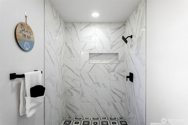 2127 S L Street, Tacoma, WA 98405