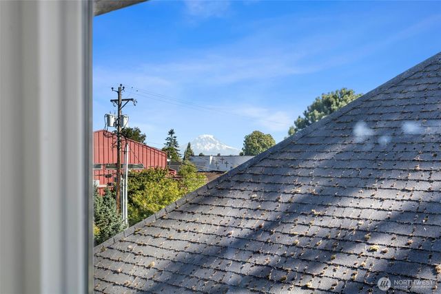 2127 S L Street, Tacoma, WA 98405