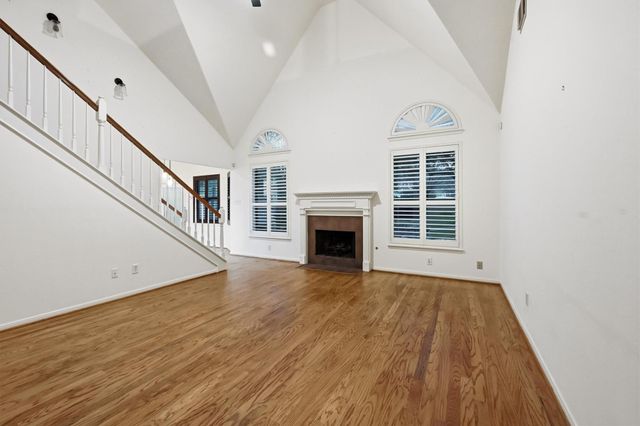 9310 Stone Post Circle, Houston, TX 77064