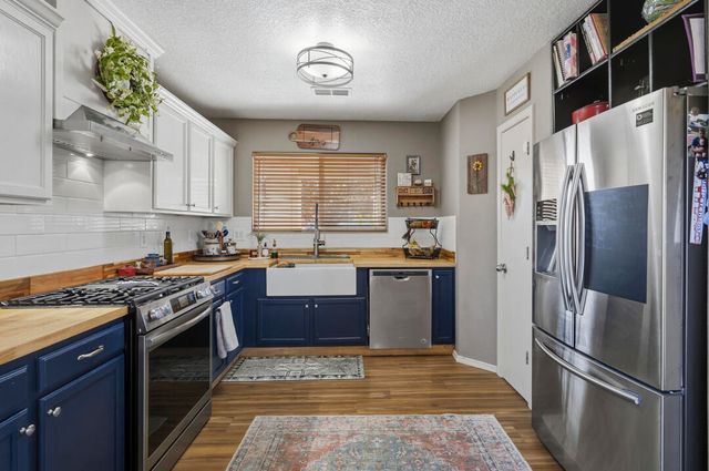 6116 Picture Rock Place NW, Albuquerque, NM 87120