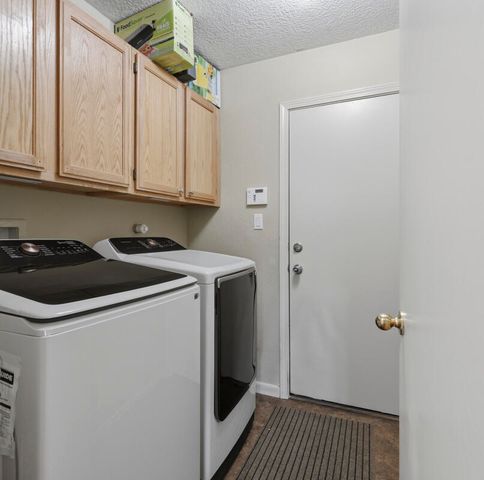 6116 Picture Rock Place NW, Albuquerque, NM 87120