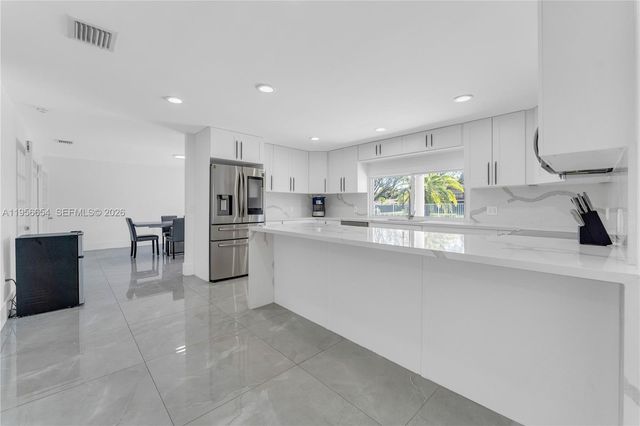11824 SW 43rd Court, Davie, FL 33330