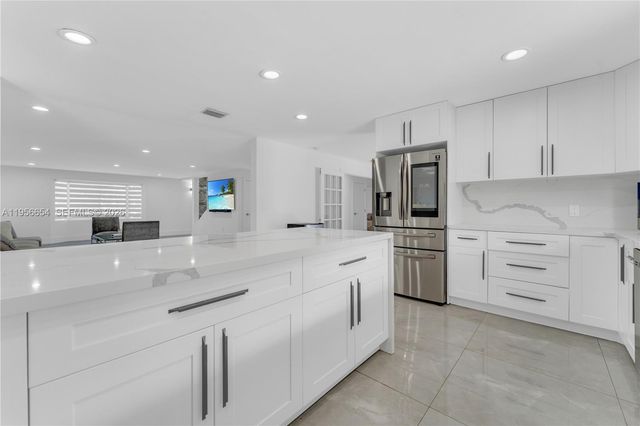 11824 SW 43rd Court, Davie, FL 33330