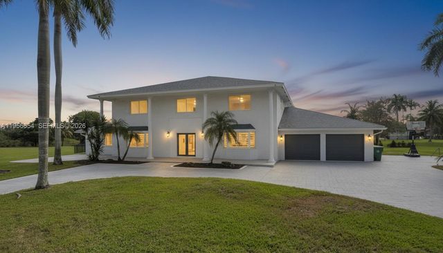 11824 SW 43rd Court, Davie, FL 33330