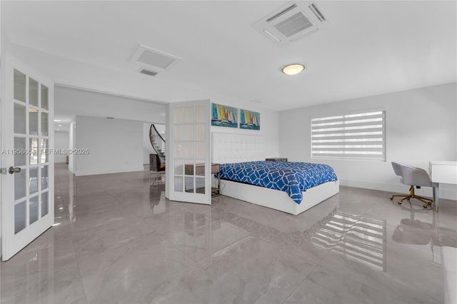11824 SW 43rd Court, Davie, FL 33330